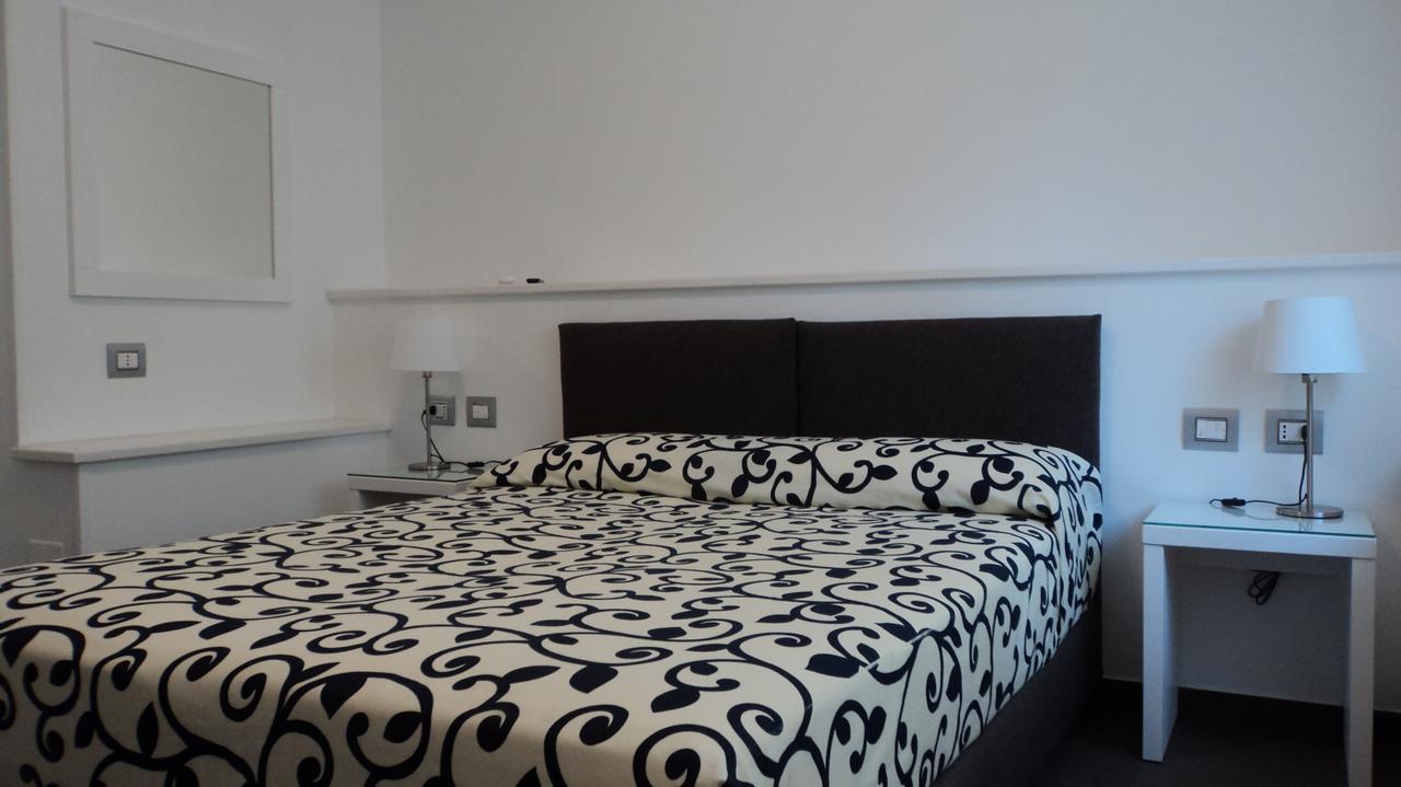 Il Melograno B&B กัสเตลลาเนตา มารีนา ภายนอก รูปภาพ