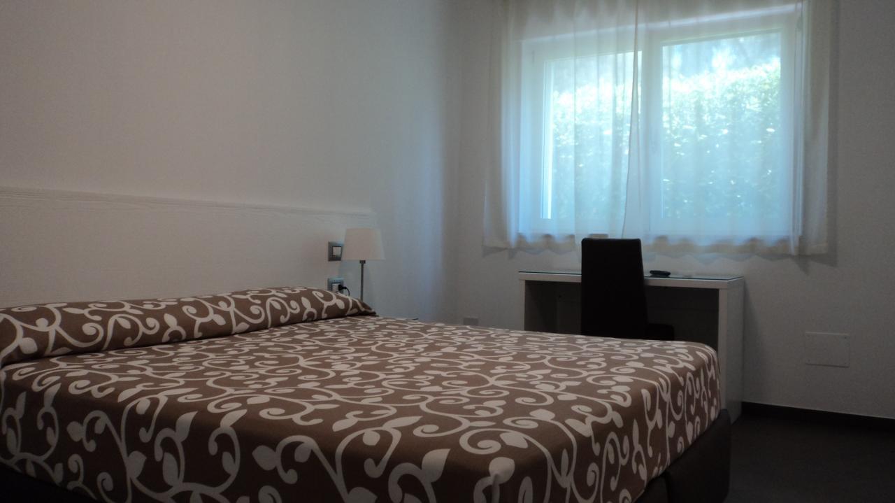 Il Melograno B&B กัสเตลลาเนตา มารีนา ภายนอก รูปภาพ